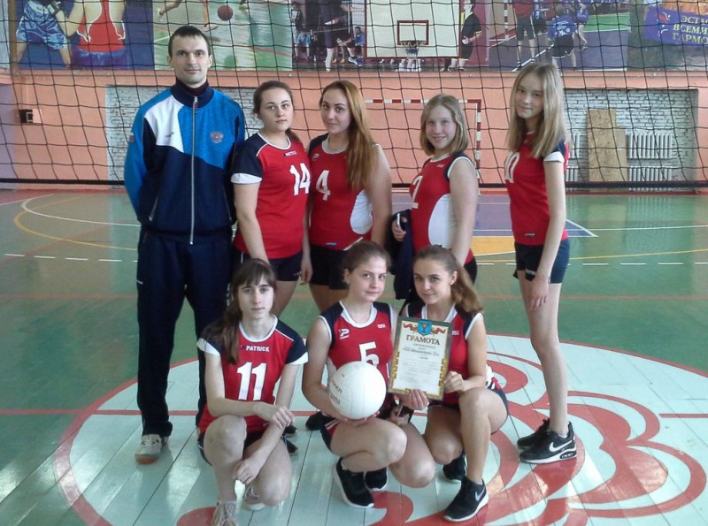 Школьная команда девушек по волейболу, 1 место в районной спартакиаде по волейболу, 2016-17